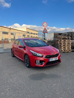 Kia Cee´d GT - 1.6 T-GDI - 2
