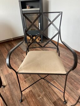 Originál kovaný nábytek IRON ART= křesílka a stůl - 2