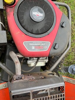 Prodám traktor husgvarna - 2