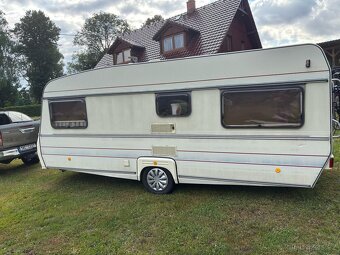 Karavan Wilk Deluxe - 2