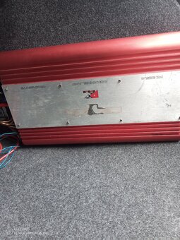 Subwoofer, zesilovač, kapacitor - 2
