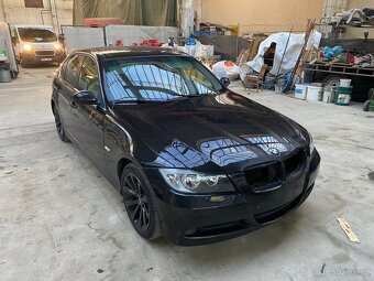 Bmw e 90 , 318 d - 2