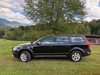 VOLVO XC70 2,4 D5 136kW AWD - 4x4 - Digi Klima - Automat - 2