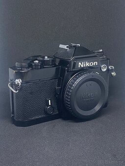 Nikon FE – černý, v pěkném a plně funkčním stavu - 2