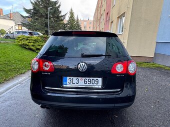 Prodám Volkswagen Passat B6 2.0 TDI (125 kW) - 2