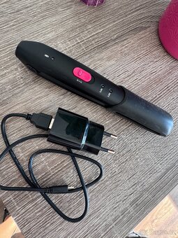 Mini žehlička na vlasy - 2