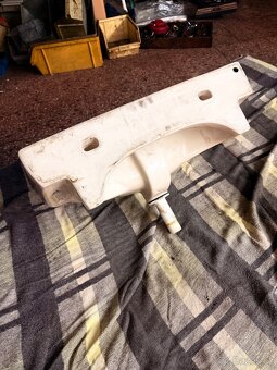 Umyvadlo porcelán - 2