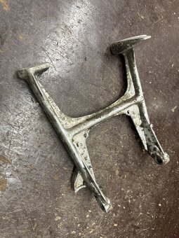 Predám používaný STOJAN JAWA 350/638 639 634 632 - 2