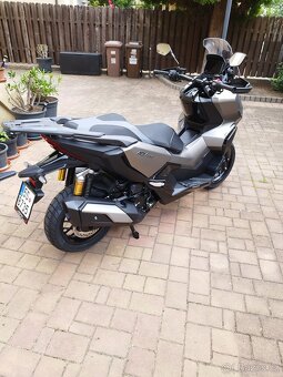 Honda ADV 350 - 2