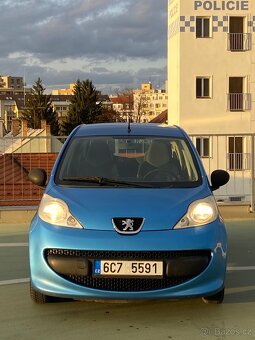 Peugeot 107 benzín - 2