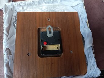 Retro nástěnné hodiny - 2