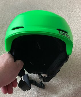 Lyžařská helma junior zn. Giro - 2