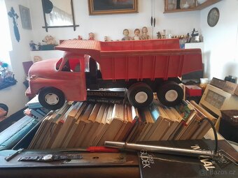 Retro hračka Japonka - 2