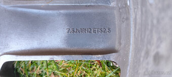 Ford 18" kola 225/40 celoroční - 2