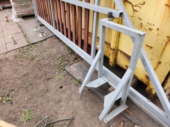 Posuvná brána samonosná - 2