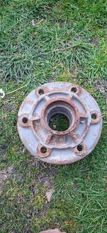 Náboj kola zetor 50 - 2