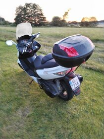 Skútr Kymco Xciting 500 - 2