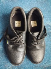 Bezpečnostní kožená obuv zn. Primax, vel. 39 - 2