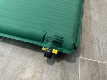 nafukovací karimatku Therm-a-Rest Neoair - 2