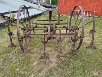 Prodám obraceč sena za koně, nebo malotraktor, traktor - 2