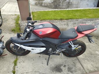 Yamaha YZF-R125 - 2