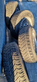 Kola Jeep Wrangler YJ - 2