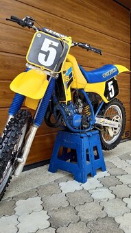 Suzuki RM 125 - 2