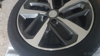 HYUNDAI KONA -235/45 R18/ORIGINÁL - 2