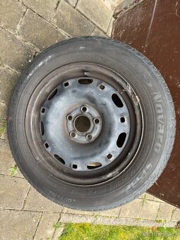 Letní pneu na Škoda Fabia MK1 včetně disků 185/60 R14 - 2