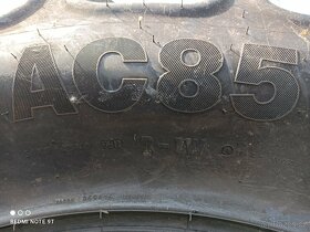 PNEU 420/85 R34 MITAS (16,9 R34) - 2