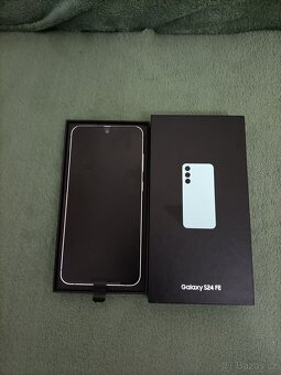 NOVY SAMSUNG S24 FE 5G 8/128GB. ZARUKA. - 2