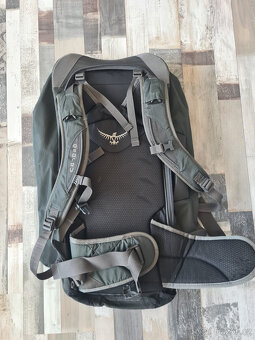Ospey Farpoint 55 (bez malého batohu) - 2