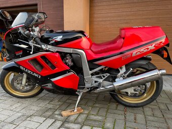 Suzuki GSXR 1100 - 2