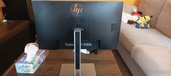 Monitor HP 61cm - 2