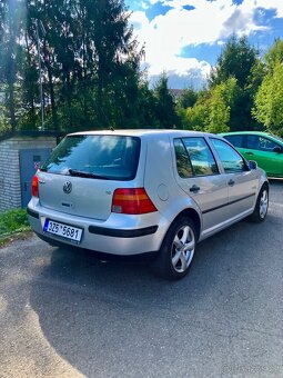 Golf 4 - 2