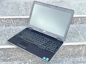 Výkonný Dell Latitude E6540 | i7 • 8GB RAM • 256GB SSD - 2