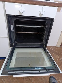 Elektrická trouba Ikea Lagan OV3 i s vestavnou skříňkou - 2