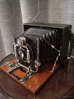 Starožitný fotoaparát - 2