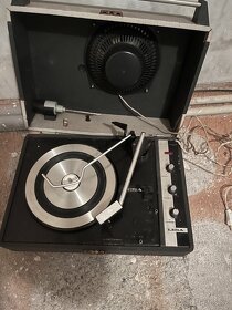 starý gramofon - 2