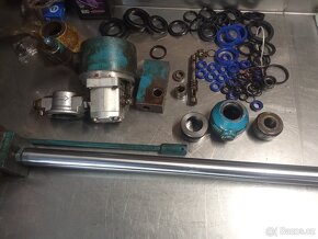 Nůžkový zvedák DDR 1,5t záruka 2roky - 2