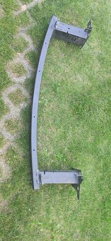 Renault Kangoo 18-přední výztuha nárazníku - 2