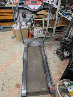 Běžecký pás MASTER F-10 - 2