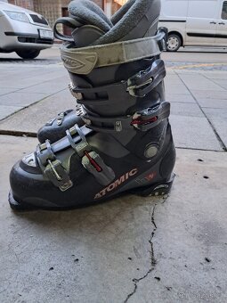 LYŽAŘSKÉ BOTY ATOMIC - 2