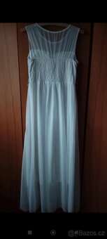 Bílé plesové šaty - 2