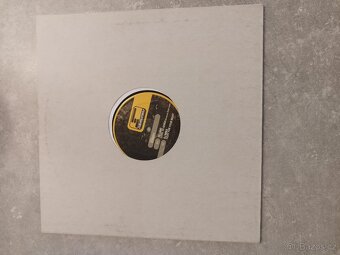 Techno vinyl // Various – Submissions 11 - 2