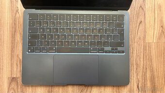 Macbook Air 13” 2022 M2 - 2