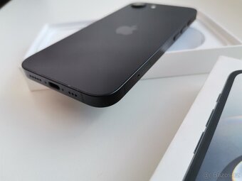 Apple iPhone 16e 256gb - 2