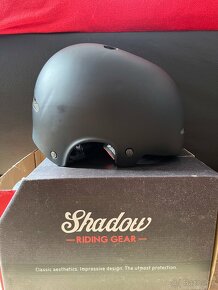 SHADOW BMX helma - 2