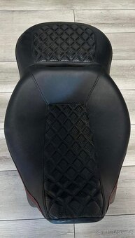 Motocyklová sedla a různé díly pro modely Harley - Davidson. - 2