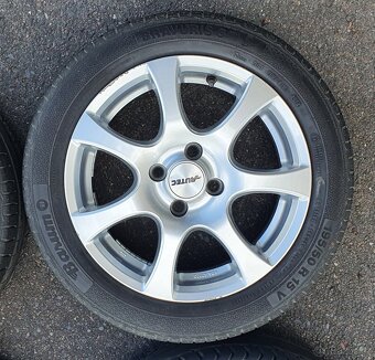 195/50 R15 letní pneu obuté na 15" Alu kola Autec, 4x100 - 2